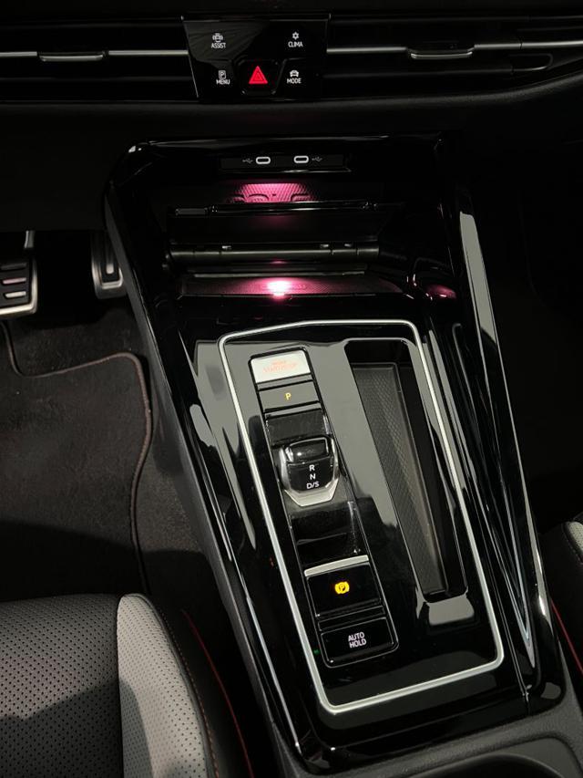 VOLKSWAGEN Golf 2.0 TSI DSG GTI *FULL OPTIONAL*