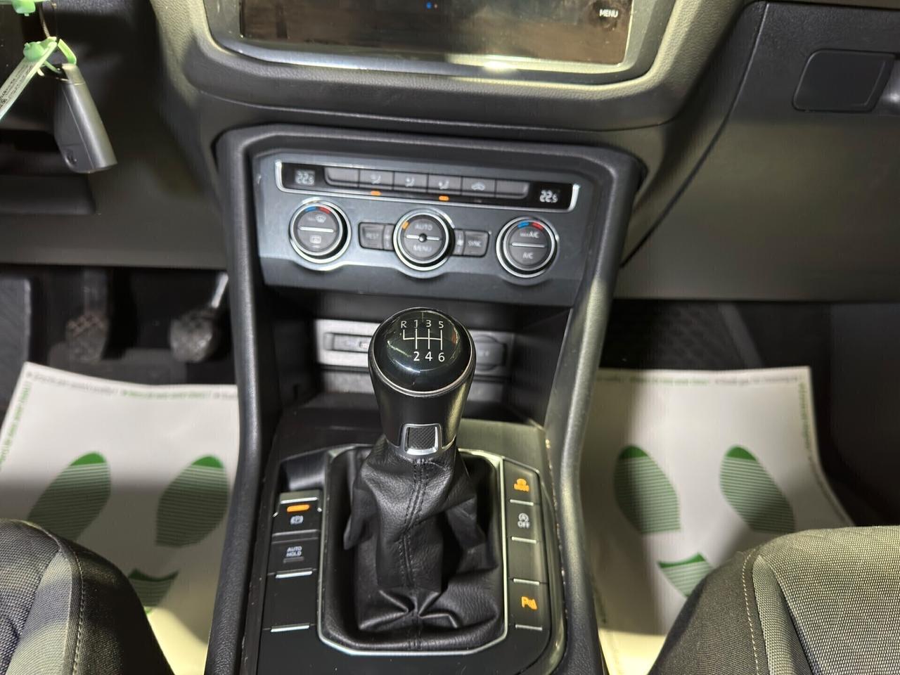 Volkswagen Tiguan 1.6 tdi R-LINE 115cv