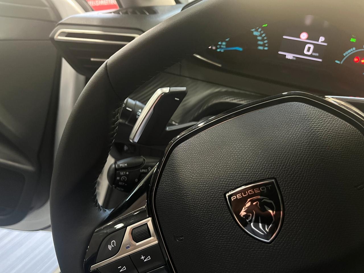 Peugeot 208 1.2 Hybrid E-DCS6 Automatica 100cv Style ITALIANA
