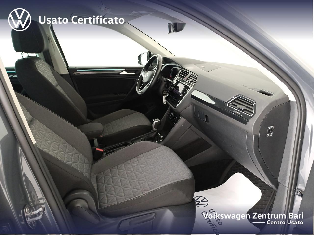 Volkswagen Tiguan 1.4 tsi eh life dsg