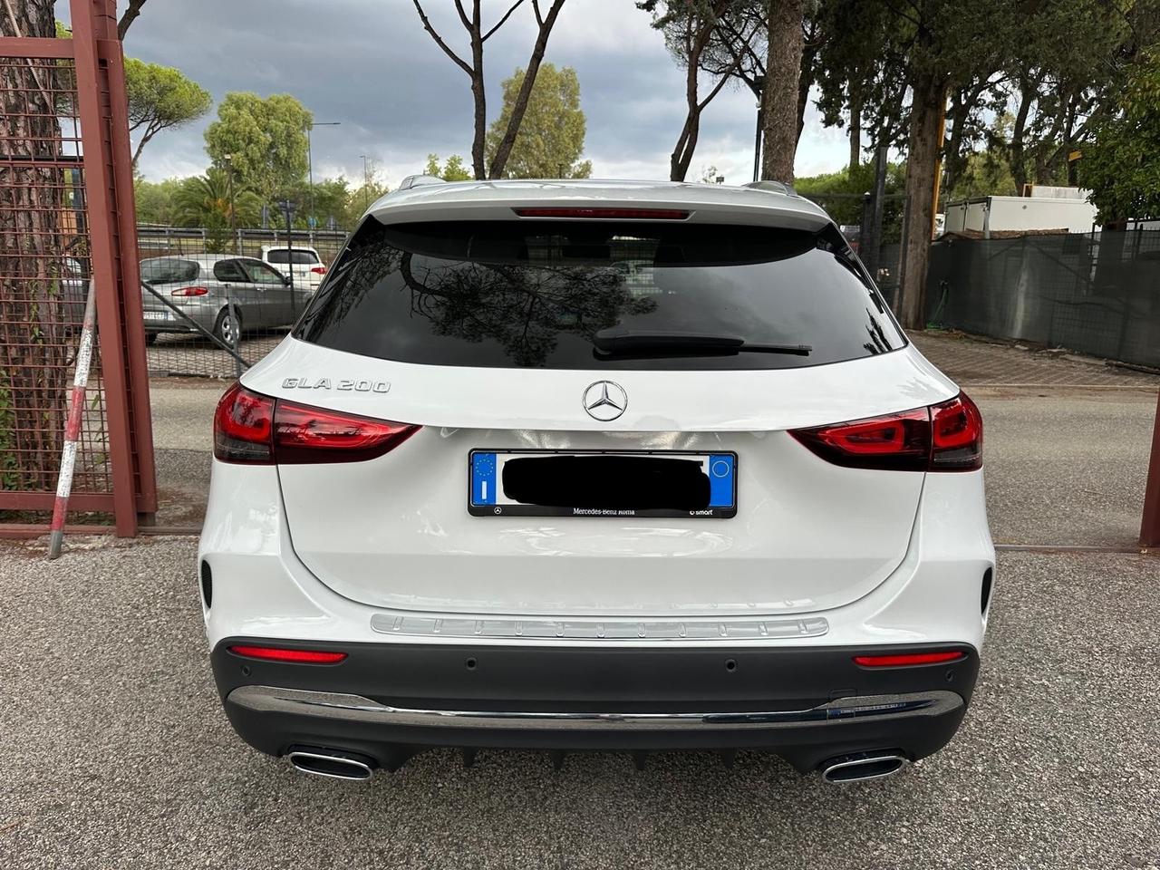 Mercedes-benz GLA 200 Automatic Premium amg kamera *promo*