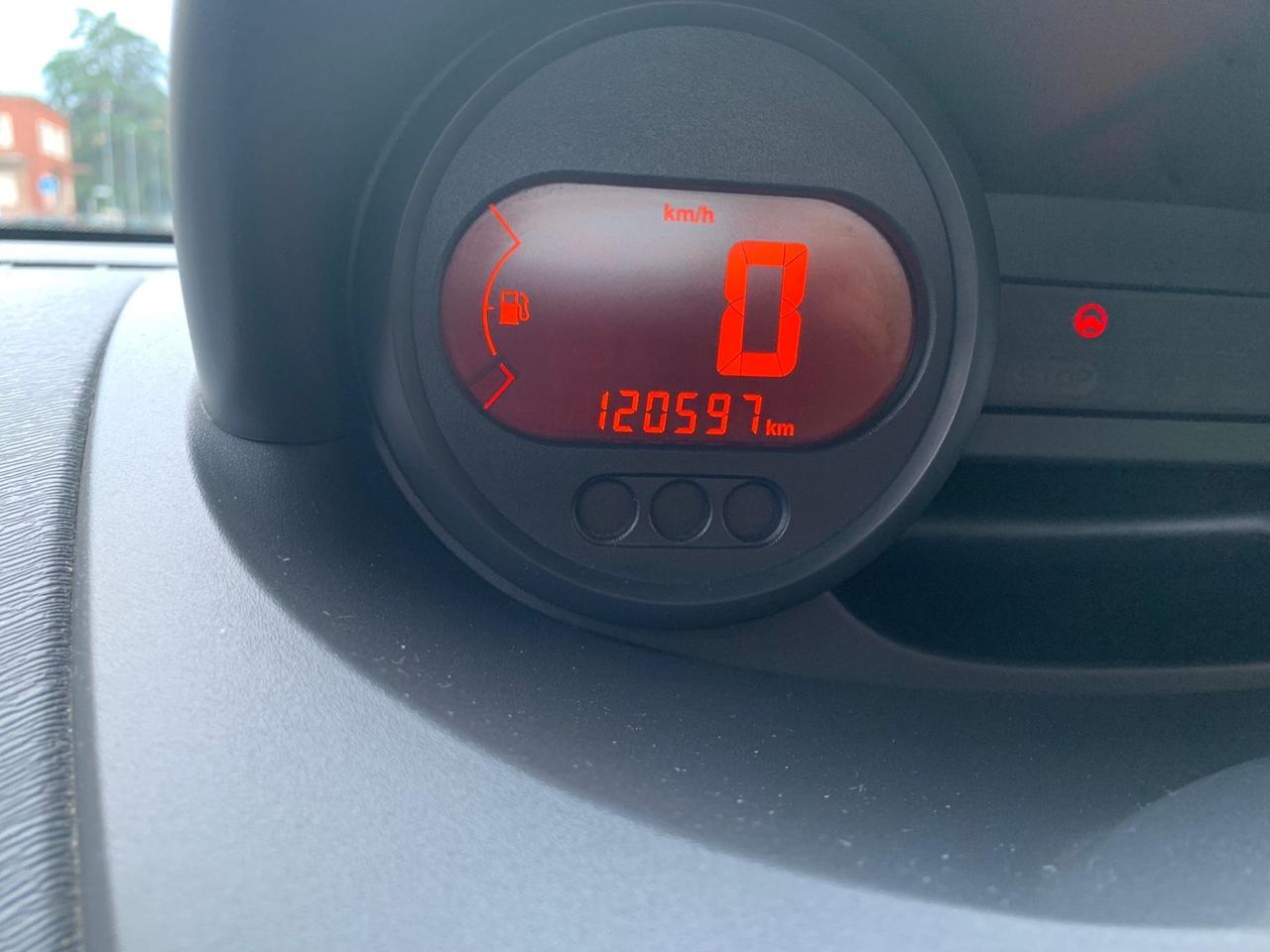 Utilitaria neopatentati 1.2 benzina clima
