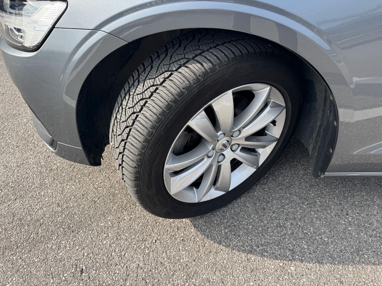 Volvo V60 B4 (Diesel/Hybrid) Momentum Business