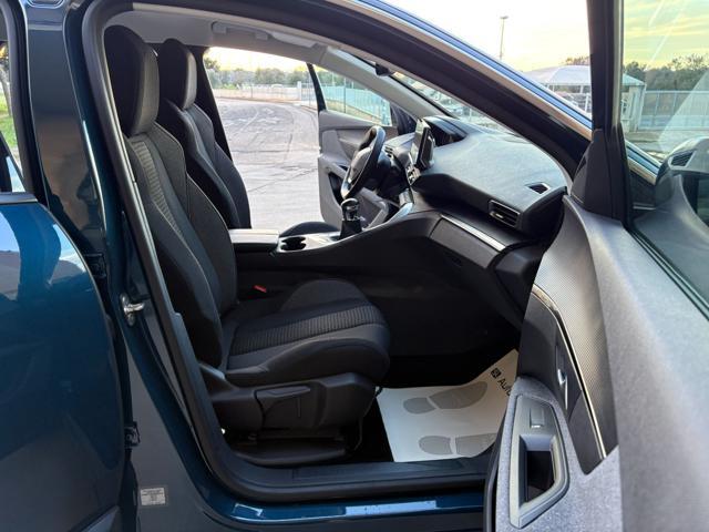 PEUGEOT 3008 1.5 BlueHDi 130 S&S Active Business