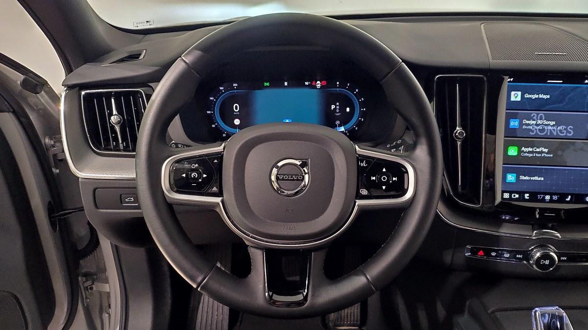 VOLVO Xc60 B5 Mild Hybrid Awd Automatico Plus Dark