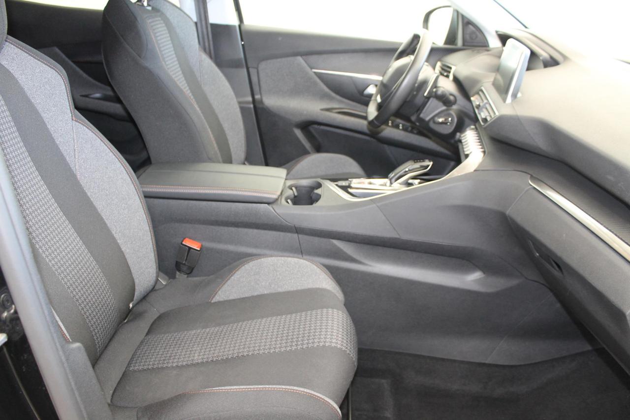 Peugeot 3008 1.5 bluehdi Active Pack 130 Cv. EAT8