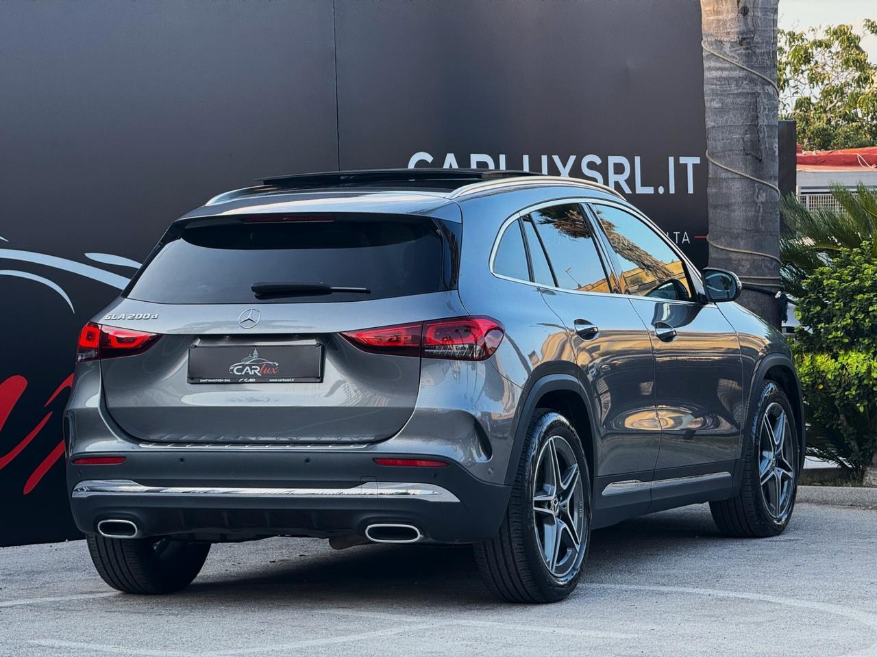 Mercedes-Benz GLA 200 d Premium Plus AMG TETTO