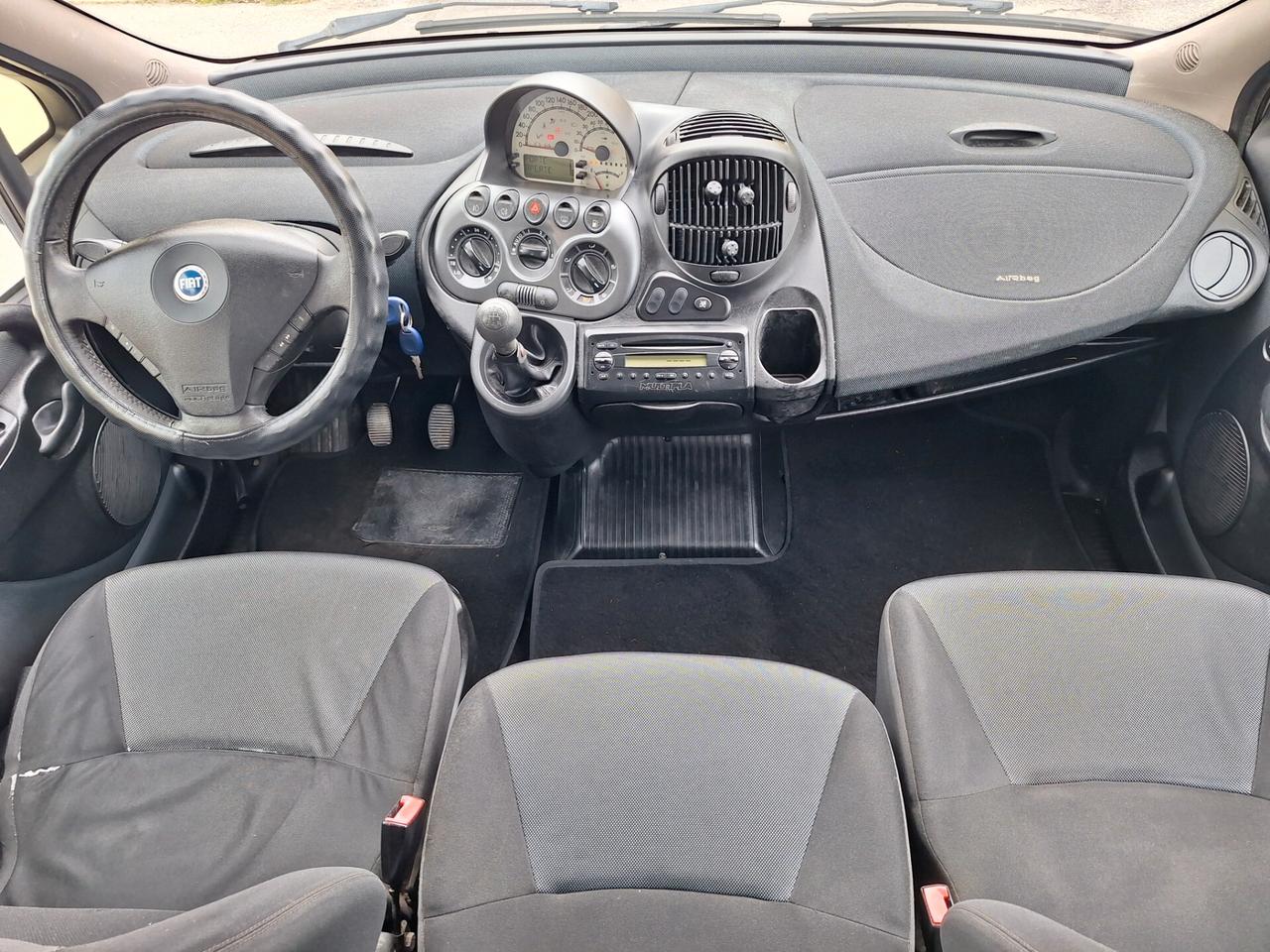 1. FIAT MULTIPLA 1.6 METANO EMOTION 6 POSTI – 350 KM CON 25€