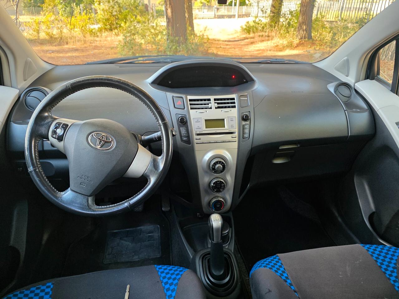 Toyota Yaris 1.0 BENZINA 5 PORTE SOL