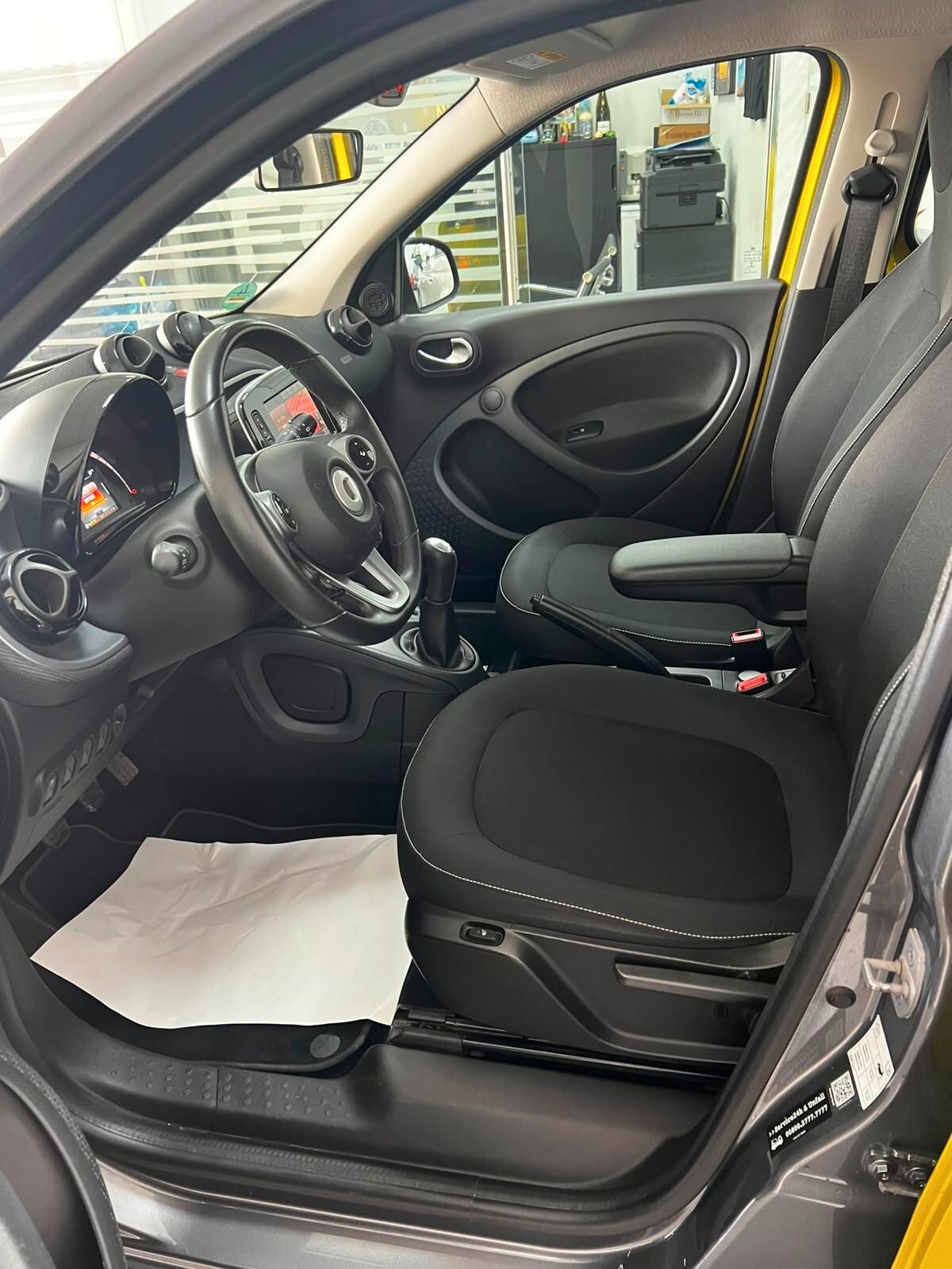 Smart ForFour 70 1.0 Passion