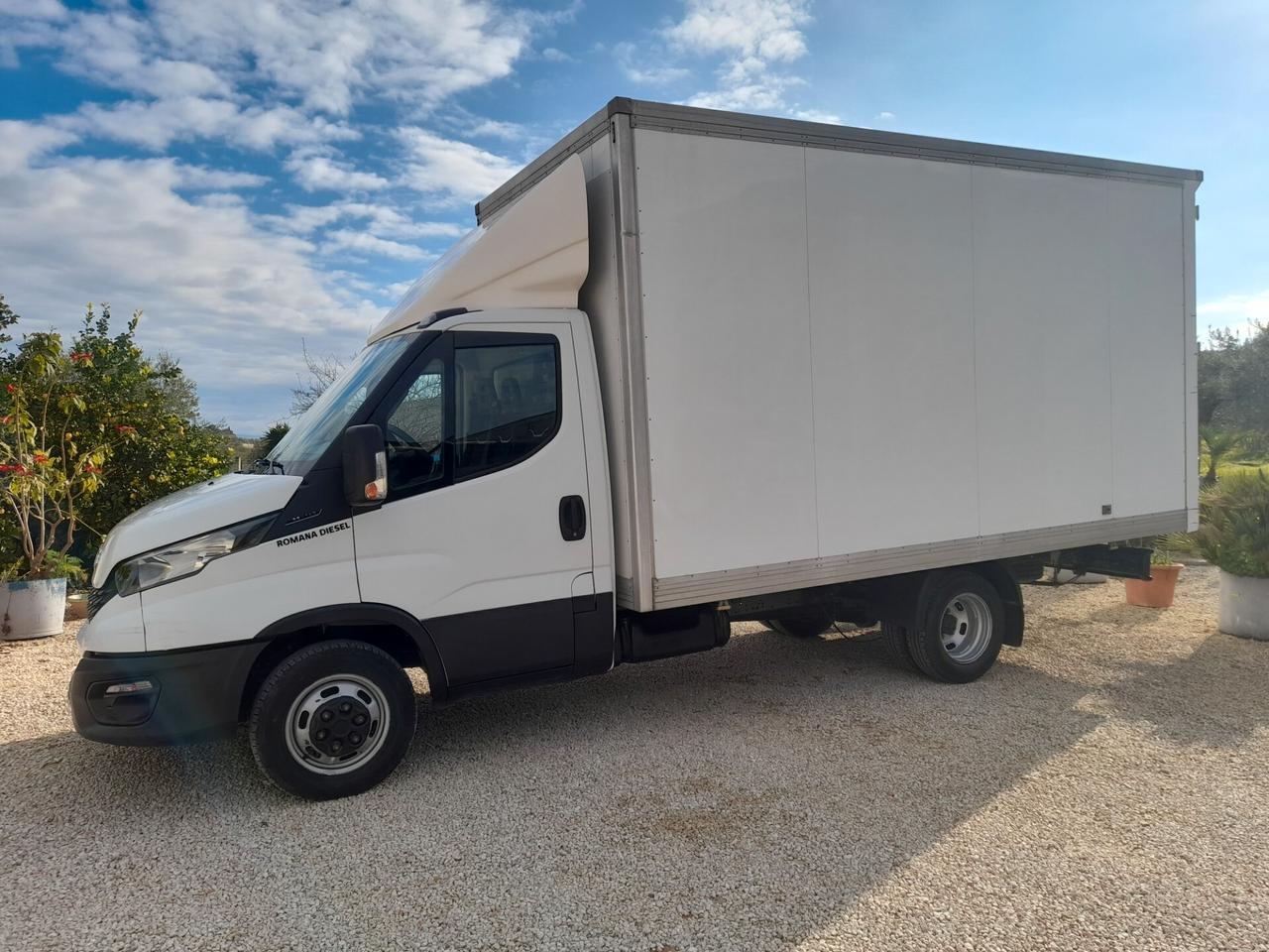IVECO DAILY 35C14TURBO CASSA MOBILI 2021