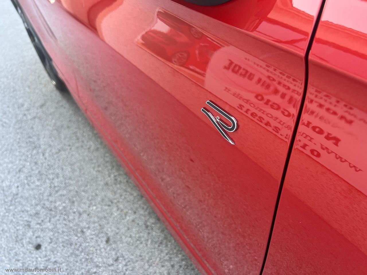 VOLKSWAGEN Tiguan 2.0 TDI 150CV SCR DSG R-Line NUOVO MODELLO IVA ESPOSTA