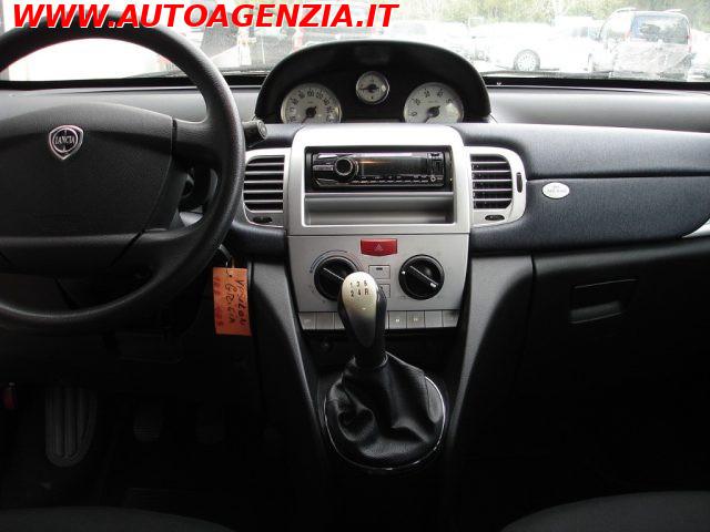 LANCIA Ypsilon 1.3 MJT 75 CV Oro