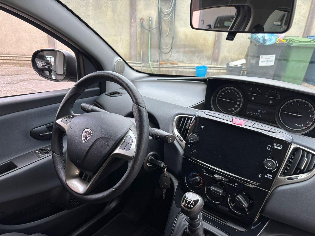 LANCIA Ypsilon 1.0 FireFly 5p.S&S Hybryd Gold
