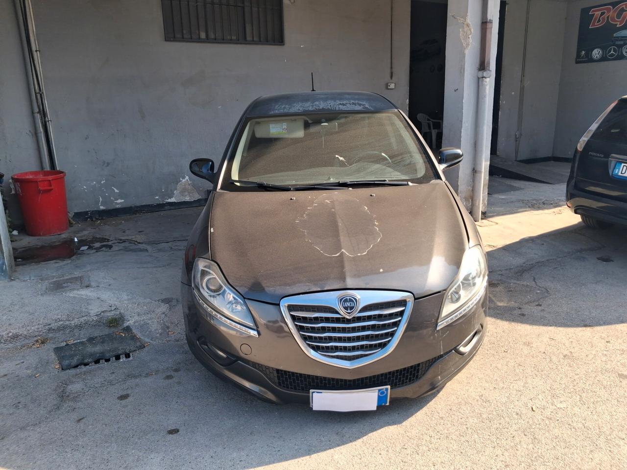 Lancia Delta 1.6 MJT cambio automatico 2009