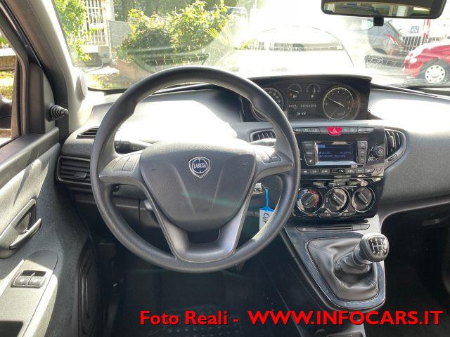 LANCIA Ypsilon 1.0 FireFly 5 porte S&S Hybrid Silver PROMO!!