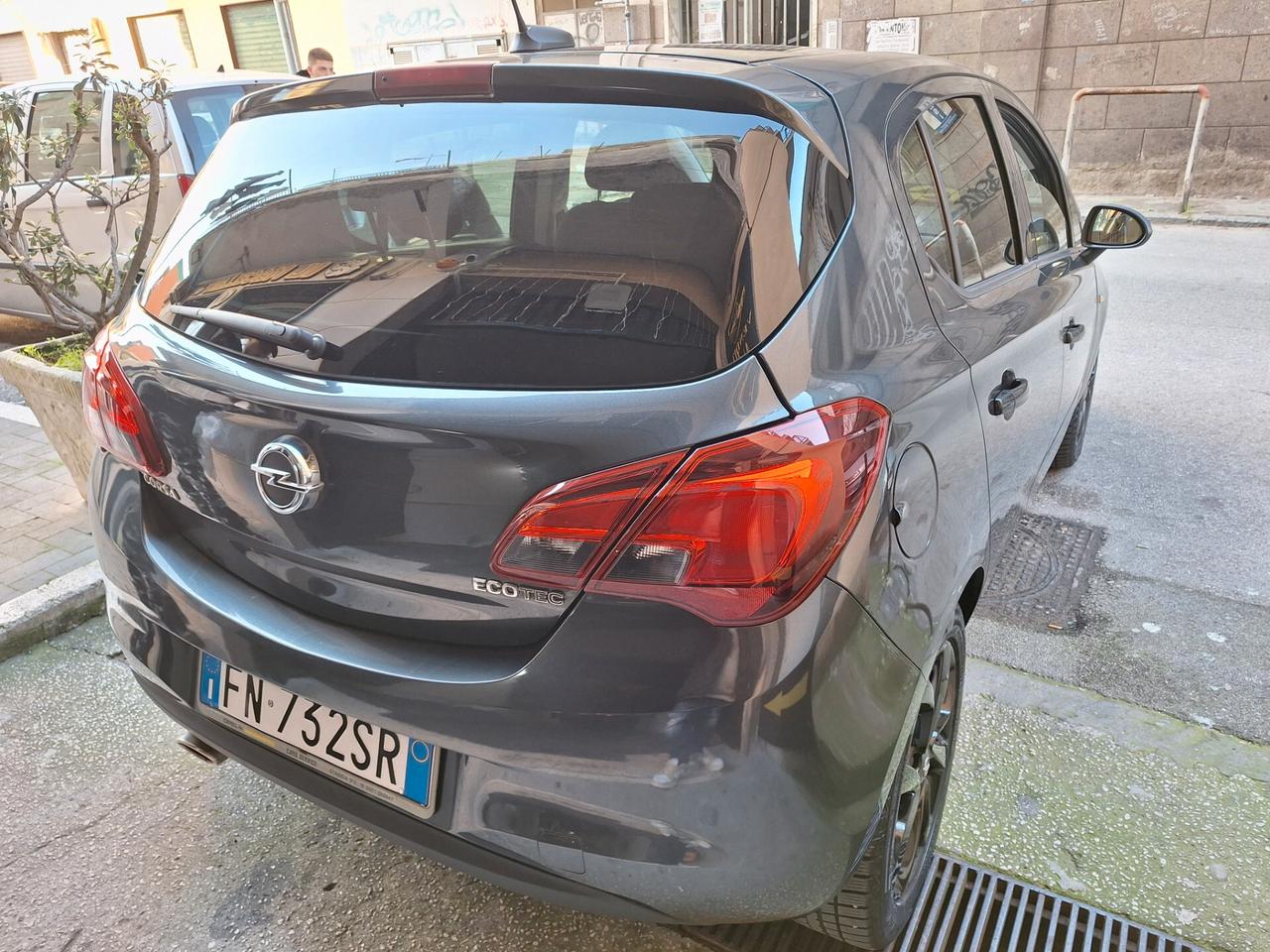 Opel Corsa 1.4 90CV GPL Tech 5 porte Innovation