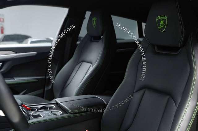 Lamborghini Urus AKRAPOVICH|FULL CARBON PACK|NIGHT VIEW|23''|B&O
