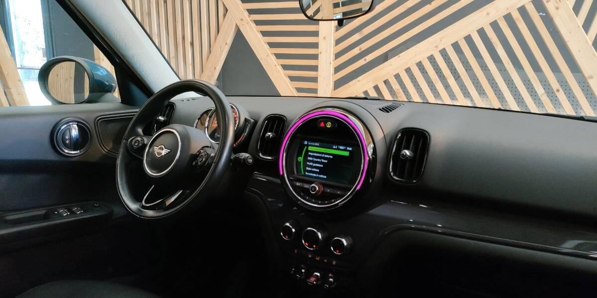 Mini Countryman 1.5 One D Business auto 7m