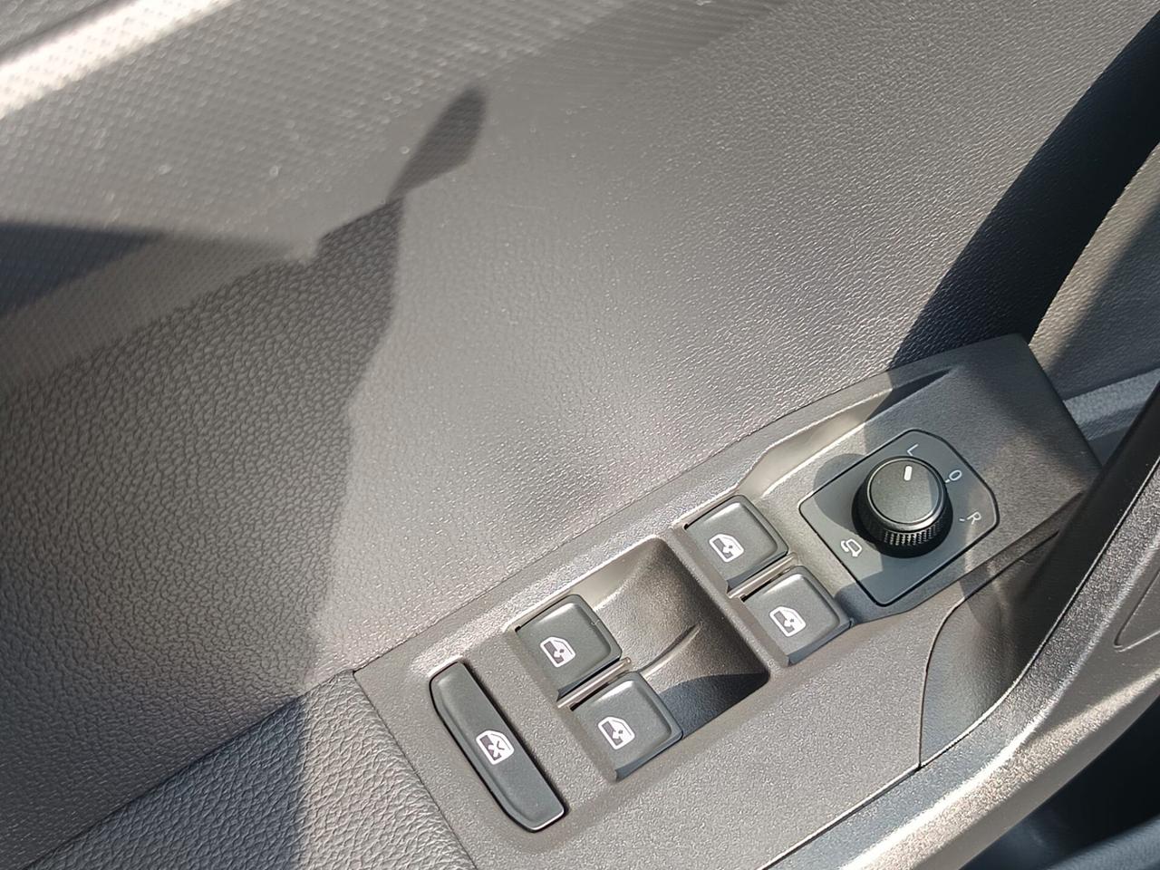 Seat Arona 2019 - 1.6 TDI OK NEOP. LB AUTOMOBILI