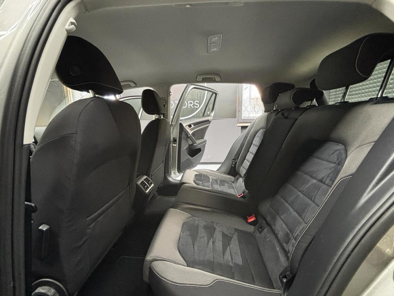 Volkswagen Golf 1.6 TDI 110 CV DSG 5p. Highline BlueMotion Technology