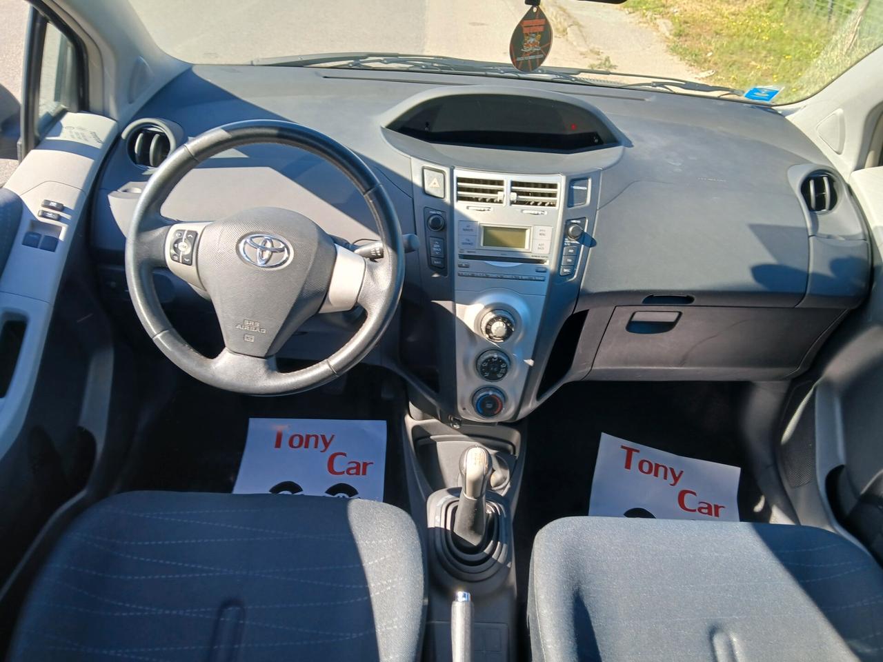 Toyota Yaris 1.3 5 porte Sol KM CERTIFICATI