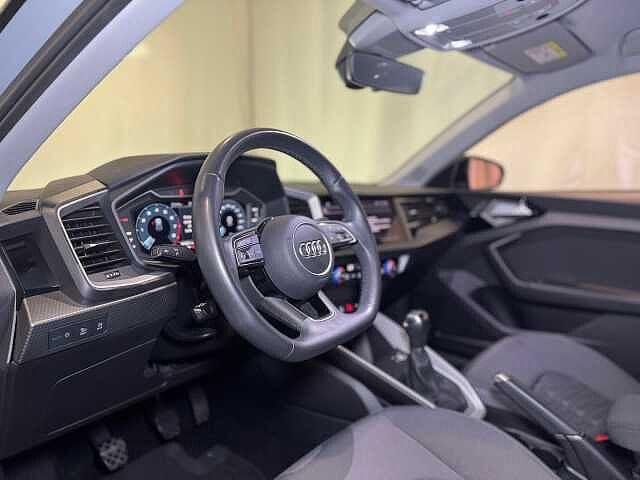 Audi A1 SPB 30 TFSI Identity Black