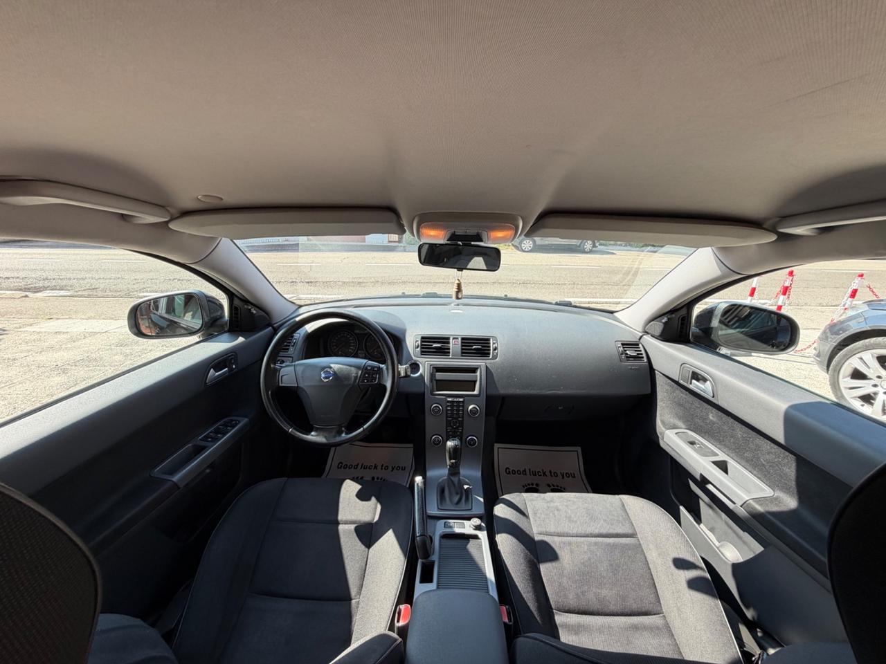 Volvo V50 D2 R-design