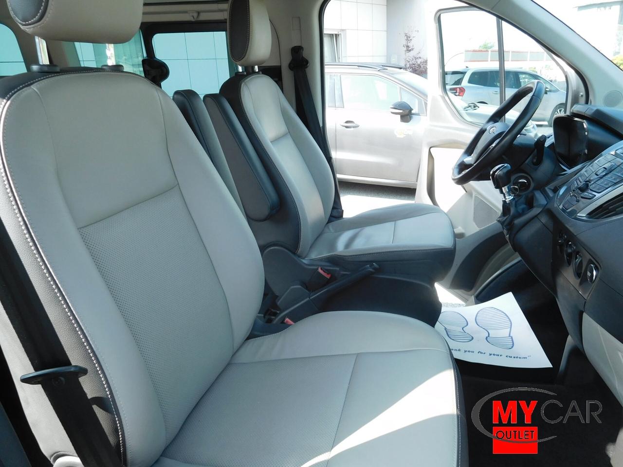Ford Tourneo Custom 310 2.0 TDCi 170cv PC Titanium