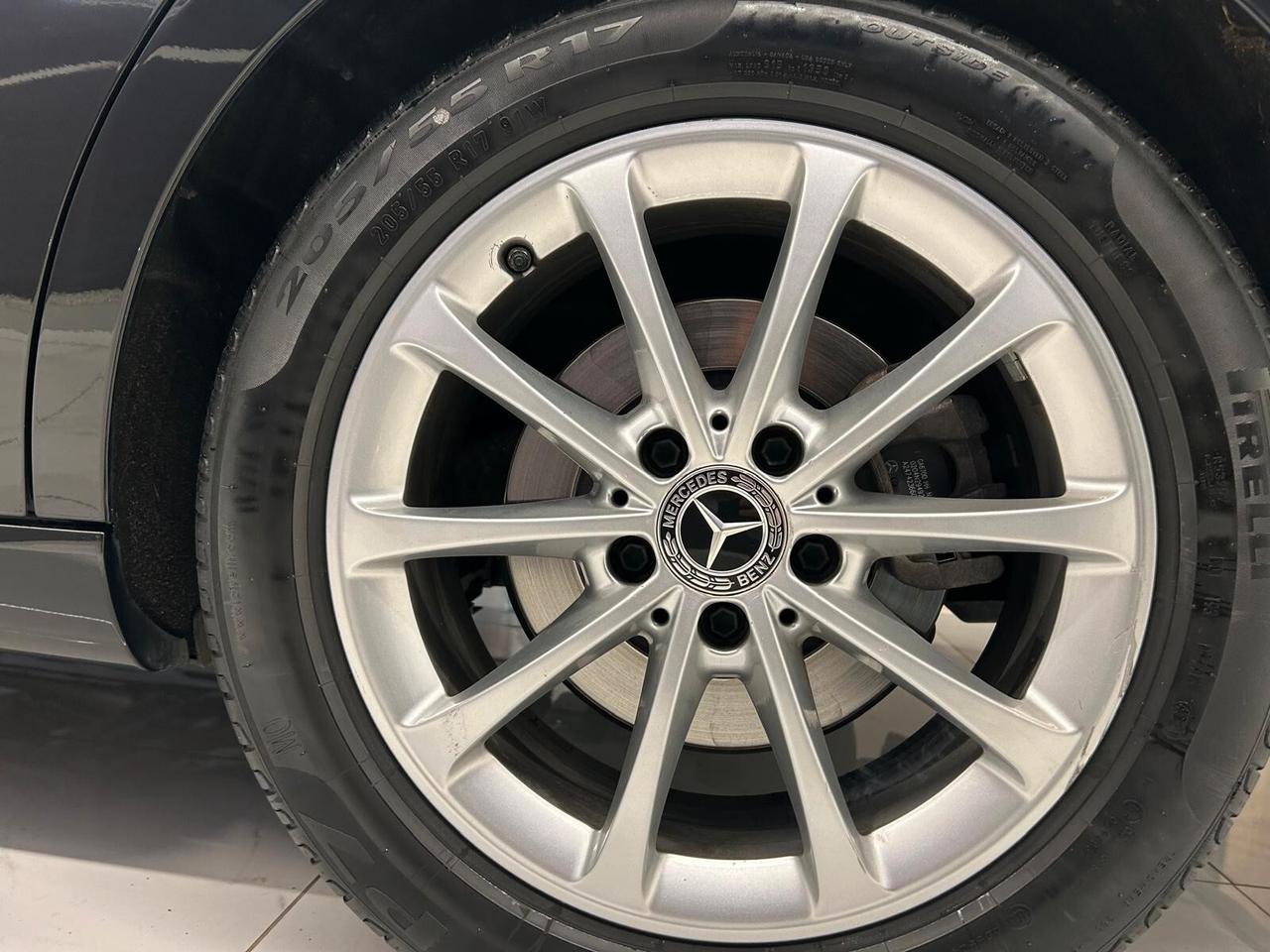 Mercedes-benz CLA 200 d Automatic Executive