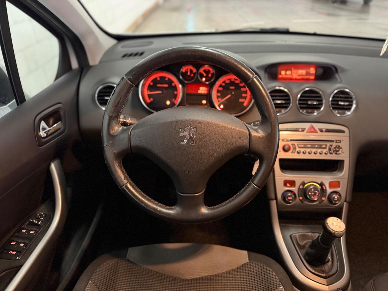 Peugeot 308 1.6 VTi 120CV 5p. Tecno