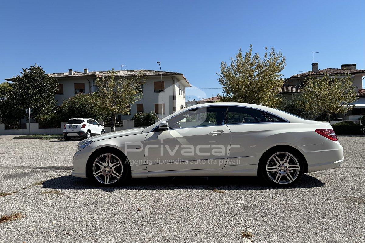 MERCEDES E 250 CDI Coupé BlueEFFICIENCY Avantgarde