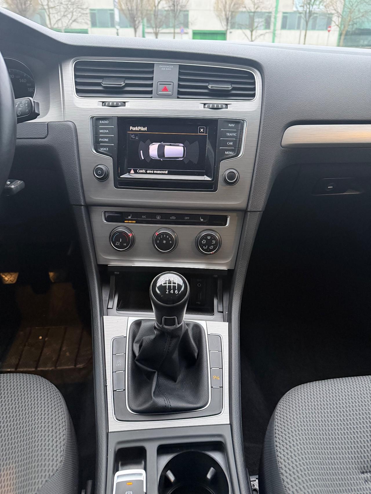 Volkswagen Golf Neopatentati