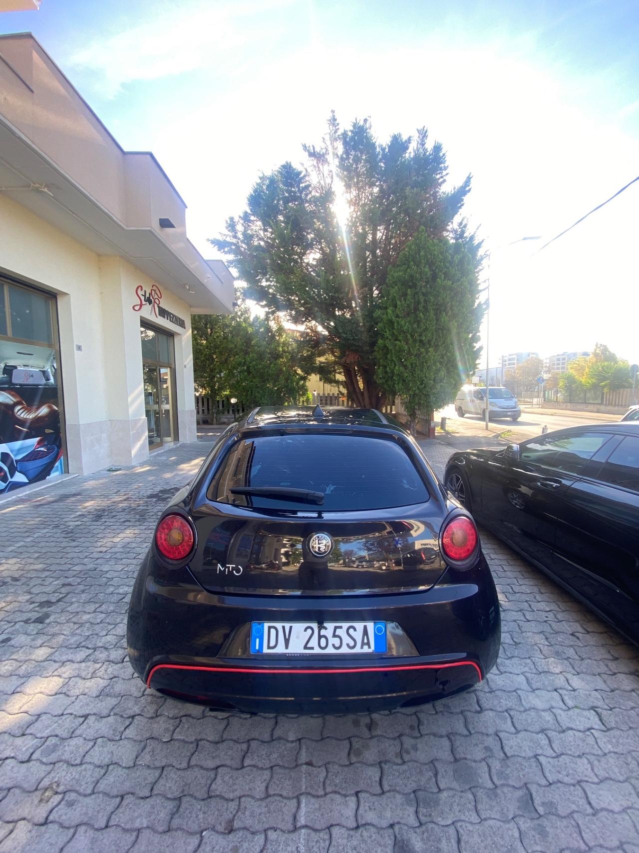 Alfa Romeo MiTo 1.4 78 CV Distinctive Sport Pack