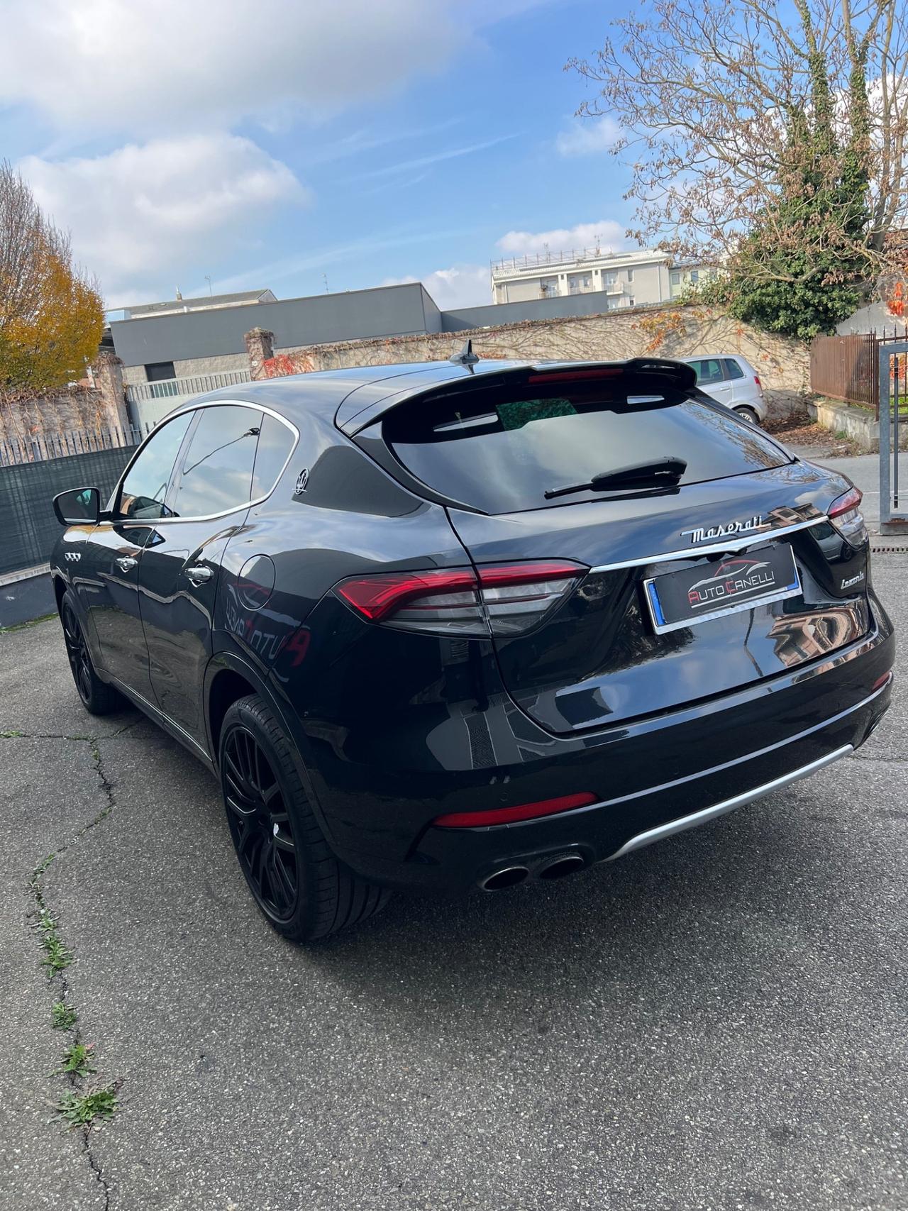 Maserati Levante V6 430 CV S AWD