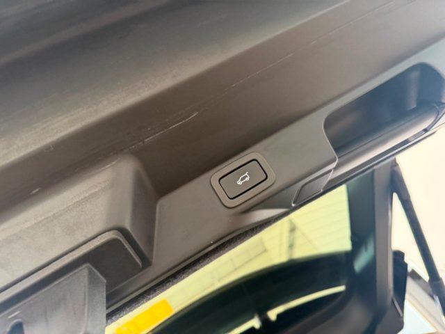 LAND ROVER Range Rover Sport 3.0 TDV6 HSE Dynamic//TETTO//SERVICE COMPLETO//
