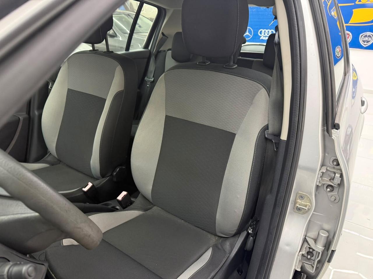 Renault Clio 1.2 75CV 5p. Benzina - Ok neopatentat