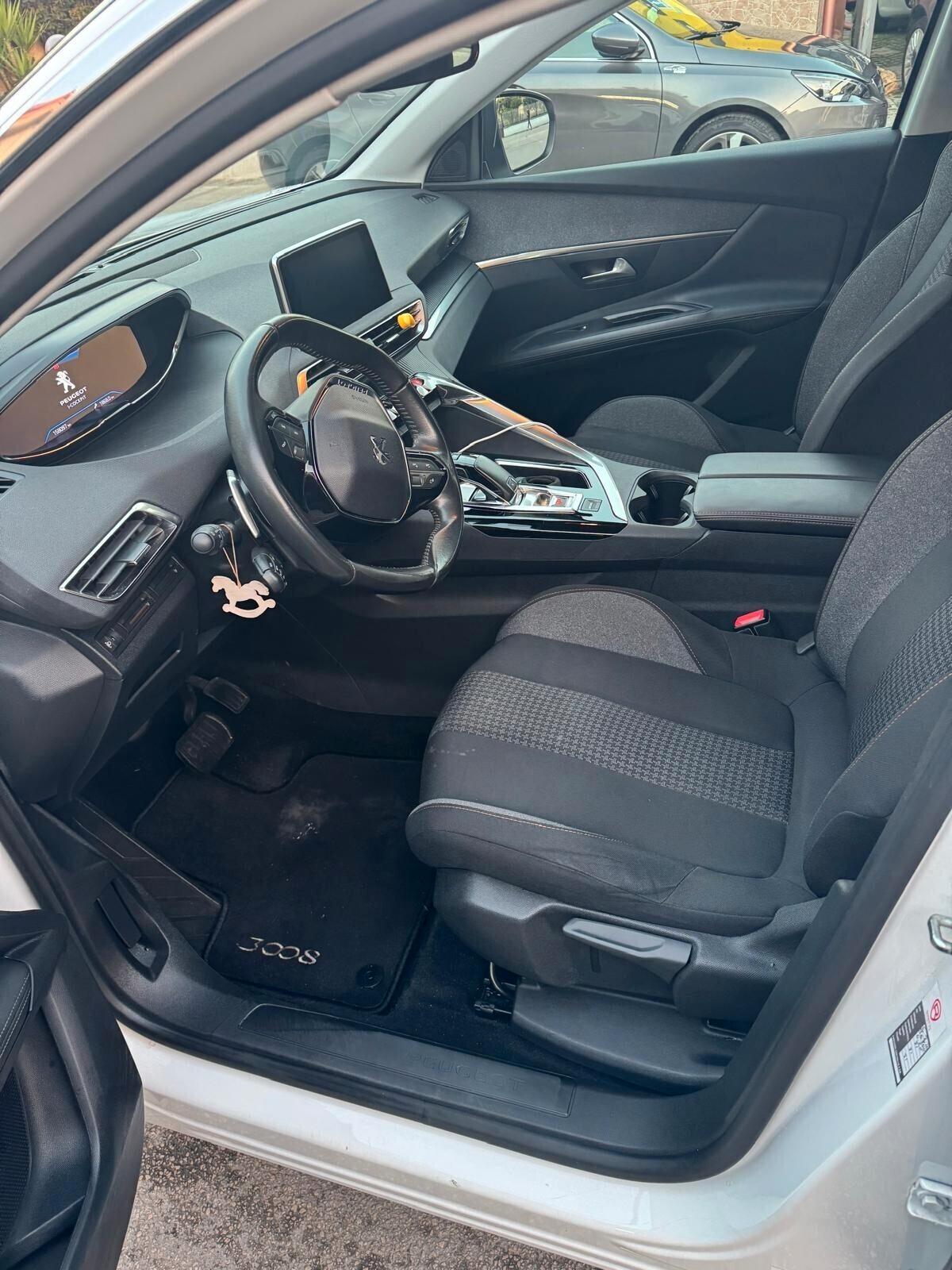 Peugeot 3008 BlueHDi 130 S&S Allure