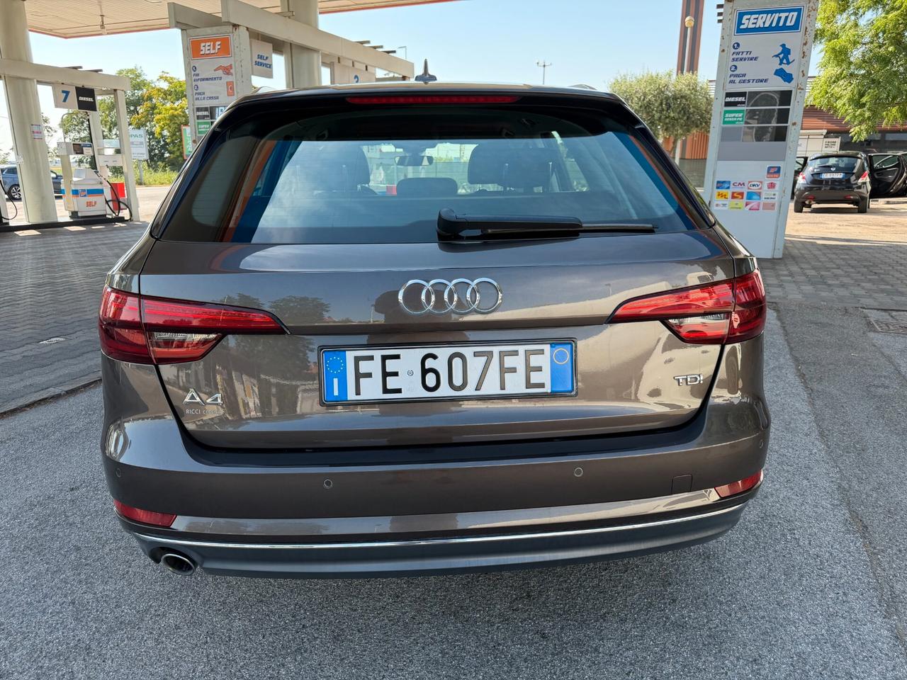 Audi A4 Avant 2.0 TDI 150 CV Business Sport