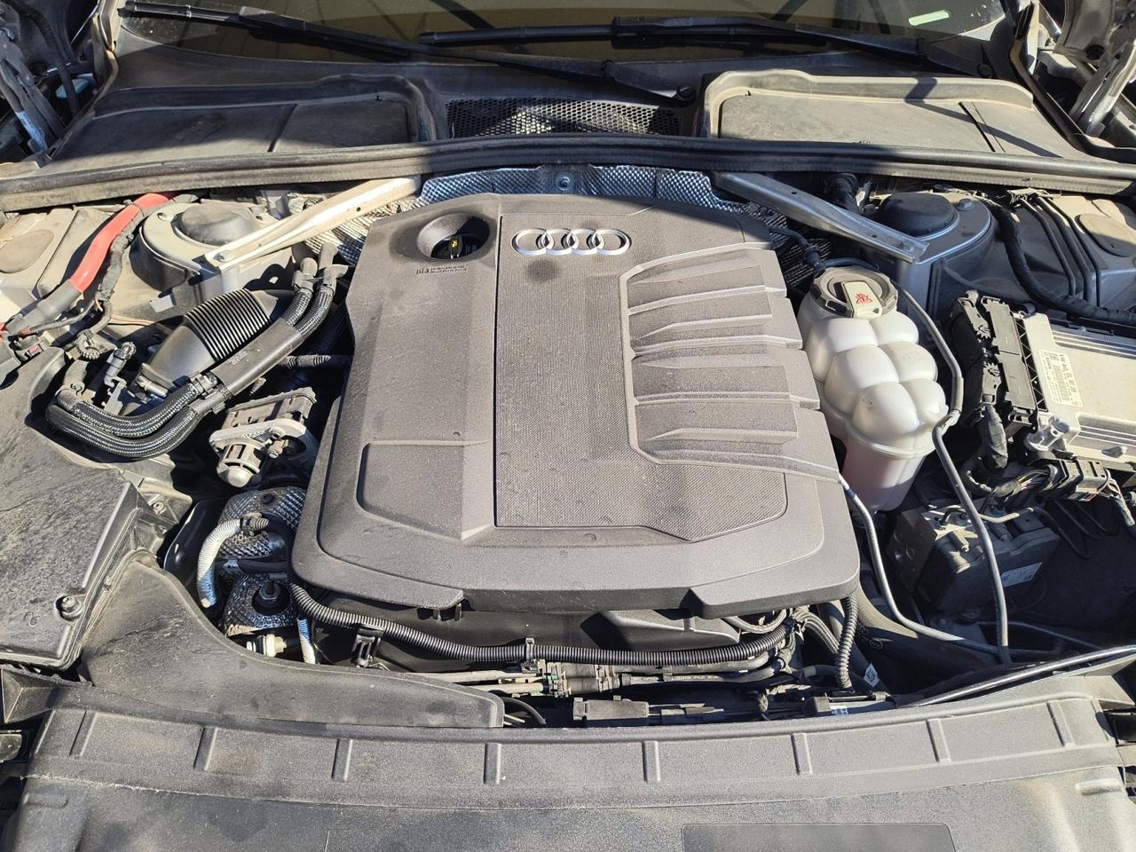 AUDI A4 V - A4 35 2.0 tdi mhev Business Advanced 163cv s-tronic
