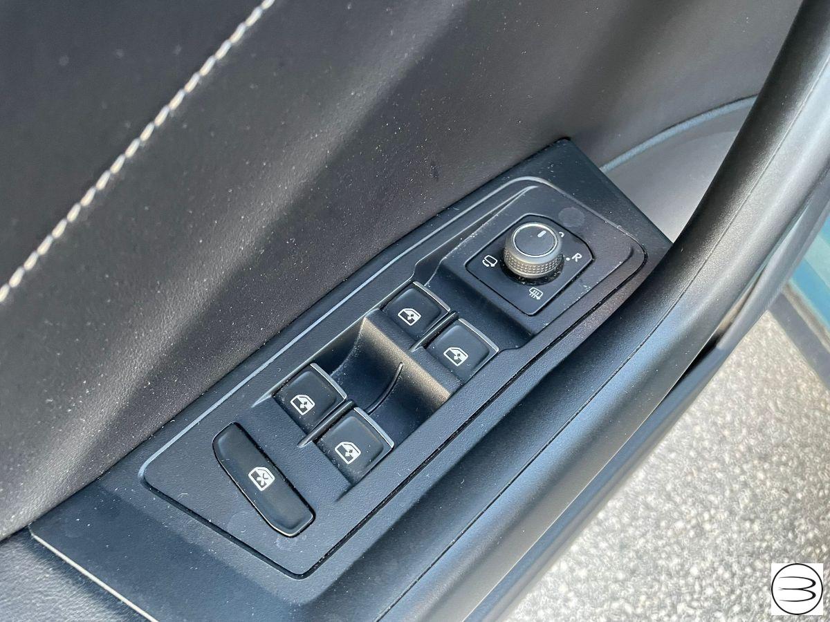 VOLKSWAGEN - T-Roc - 1.5 TSI ACT DSG Style BMT