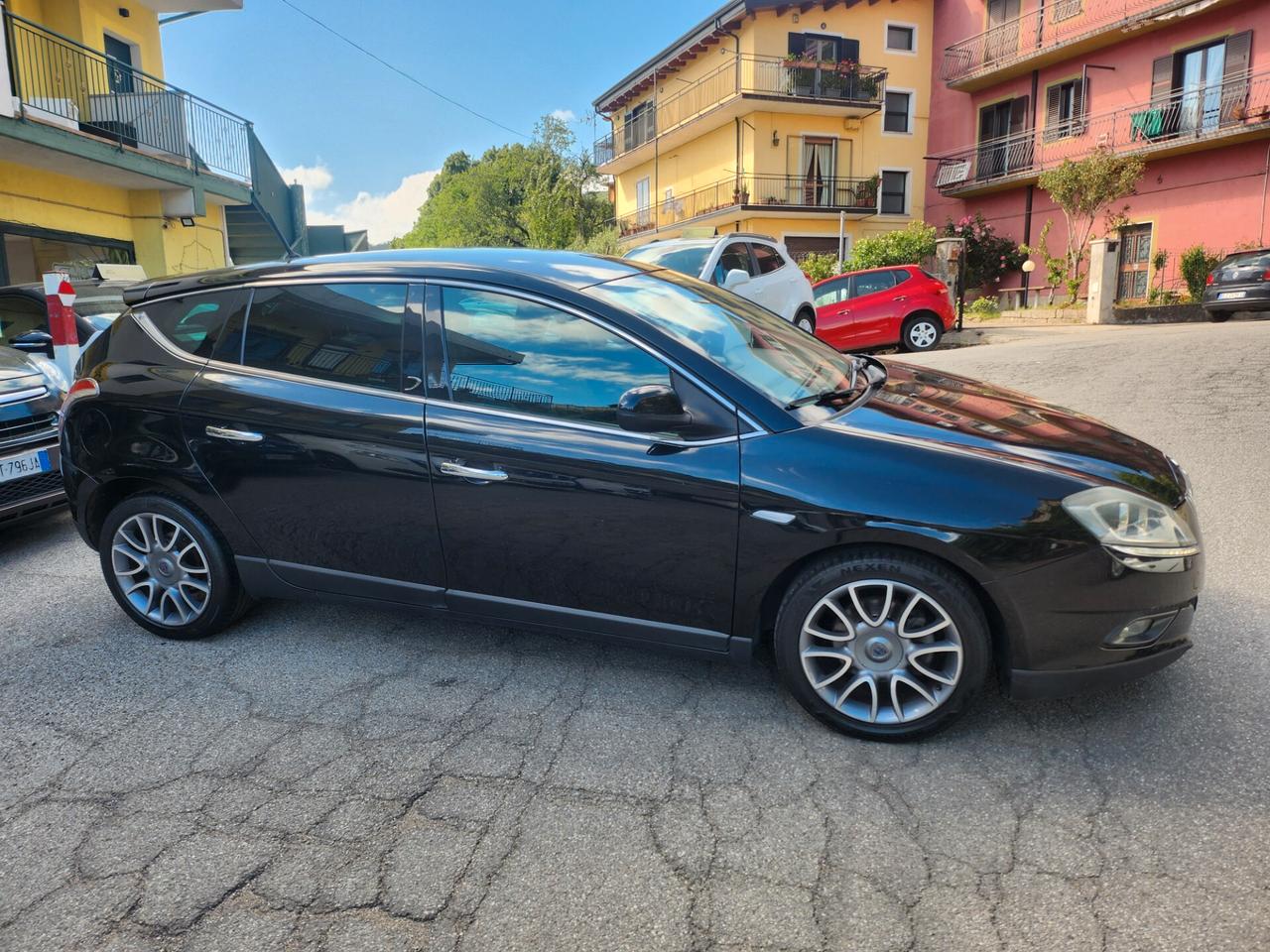 Lancia Delta 1.6 MJT cambio autom. 138.000km 2010