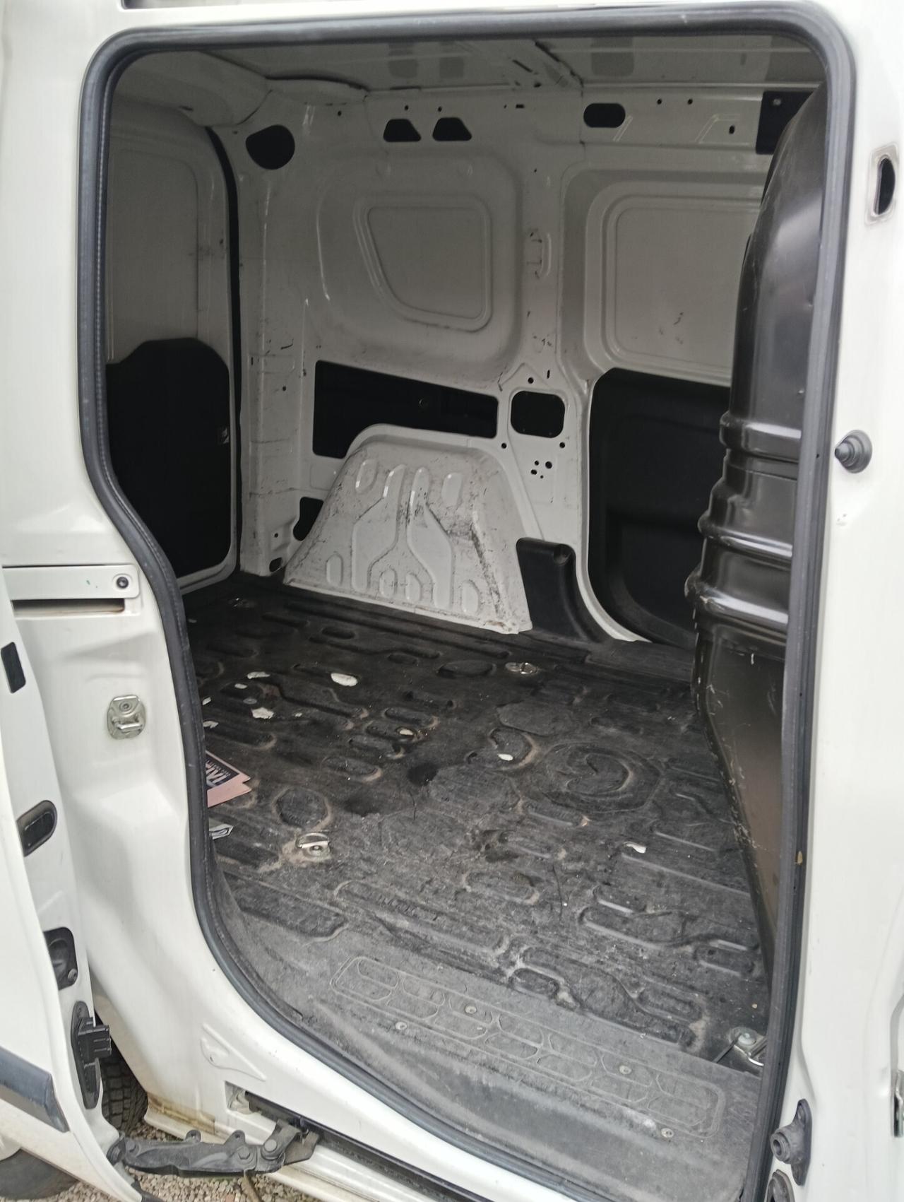 Fiat doblo1.6 mtj 3 Posti