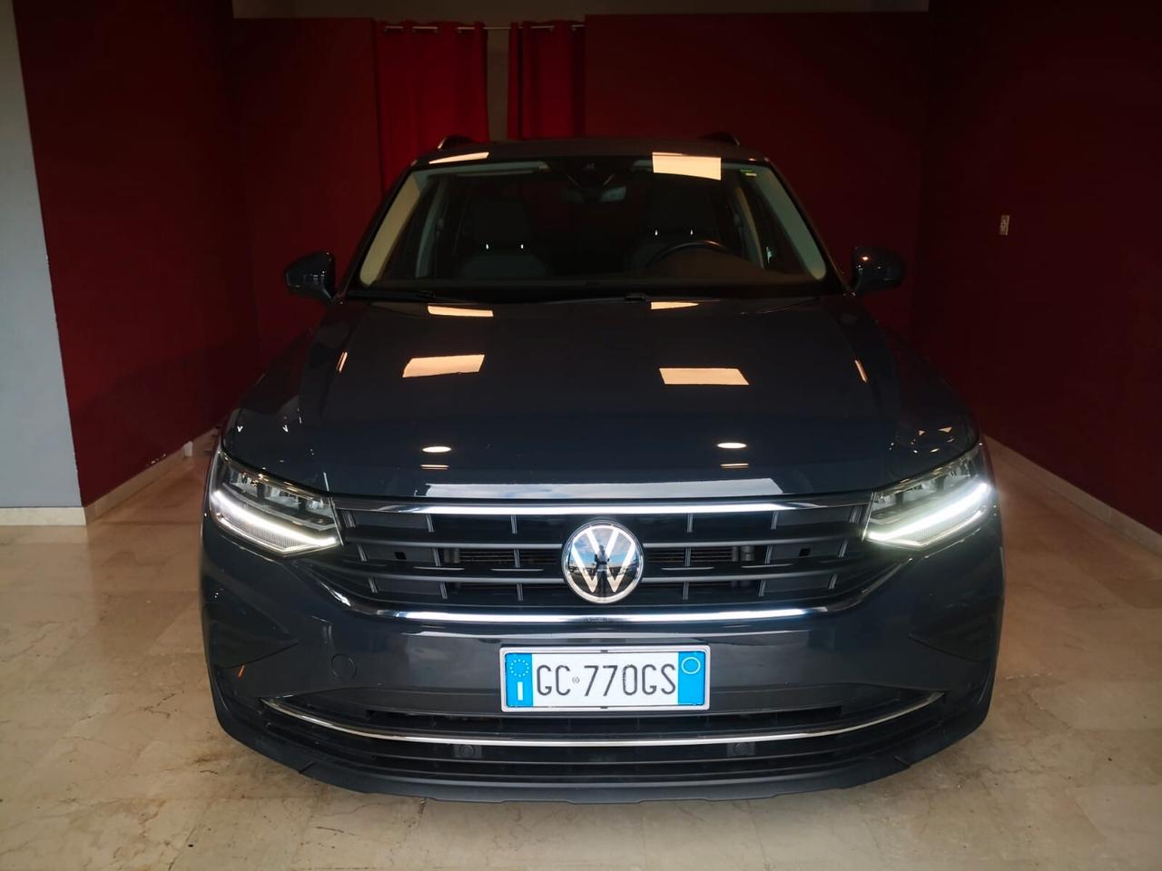 Volkswagen Tiguan 2.0 TDI 150 CV SCR DSG Life ***TAGLIANDI VW***