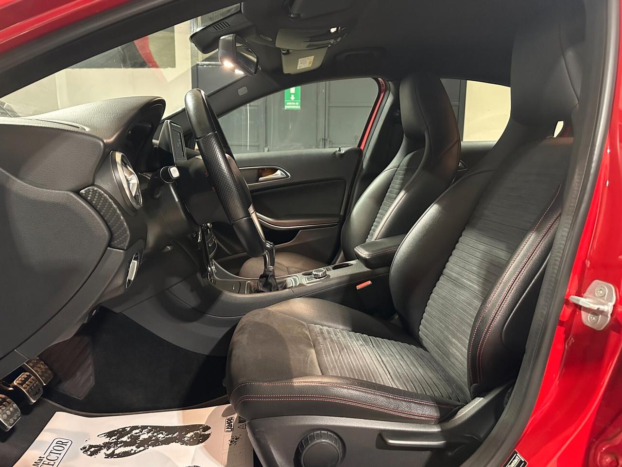 Mercedes-benz A 180 Premium AMG - NAVI NEOPATENTATI