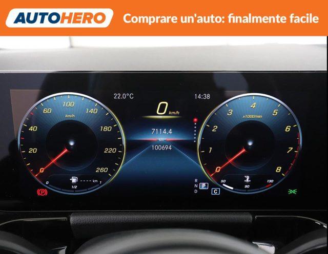 MERCEDES-BENZ GLA 180 Automatic Business