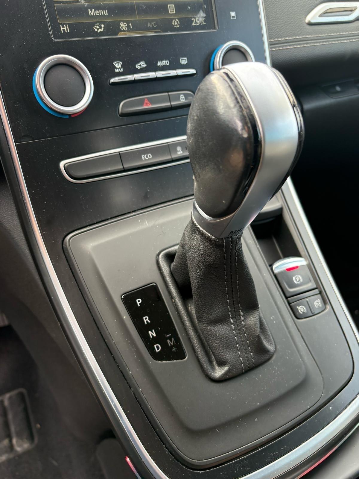 Renault Grand Scenic dCi 8V 110 CV EDC Energy Bose