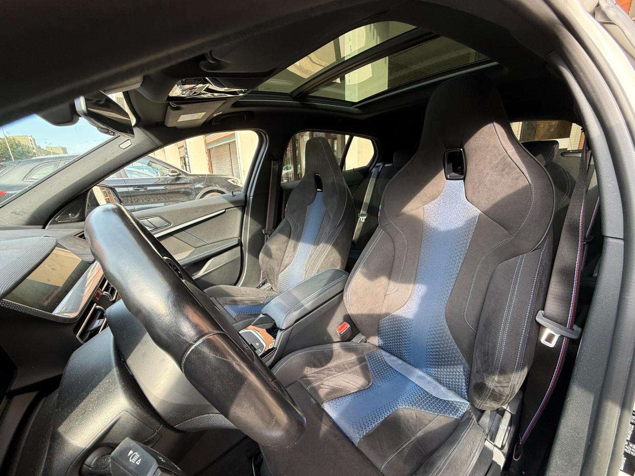Bmw 118i M Sport Pro full optional, tetto panoramico, sedili a guscio alcantara, tagliandi bmw
