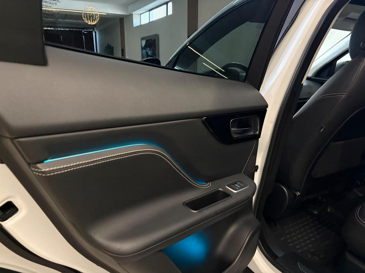 Jaguar F-Pace 2.000cc D 240 CV AWD aut. R-Sport