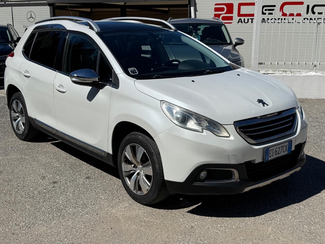 Peugeot 2008 1.2 VTi 82CV Allure